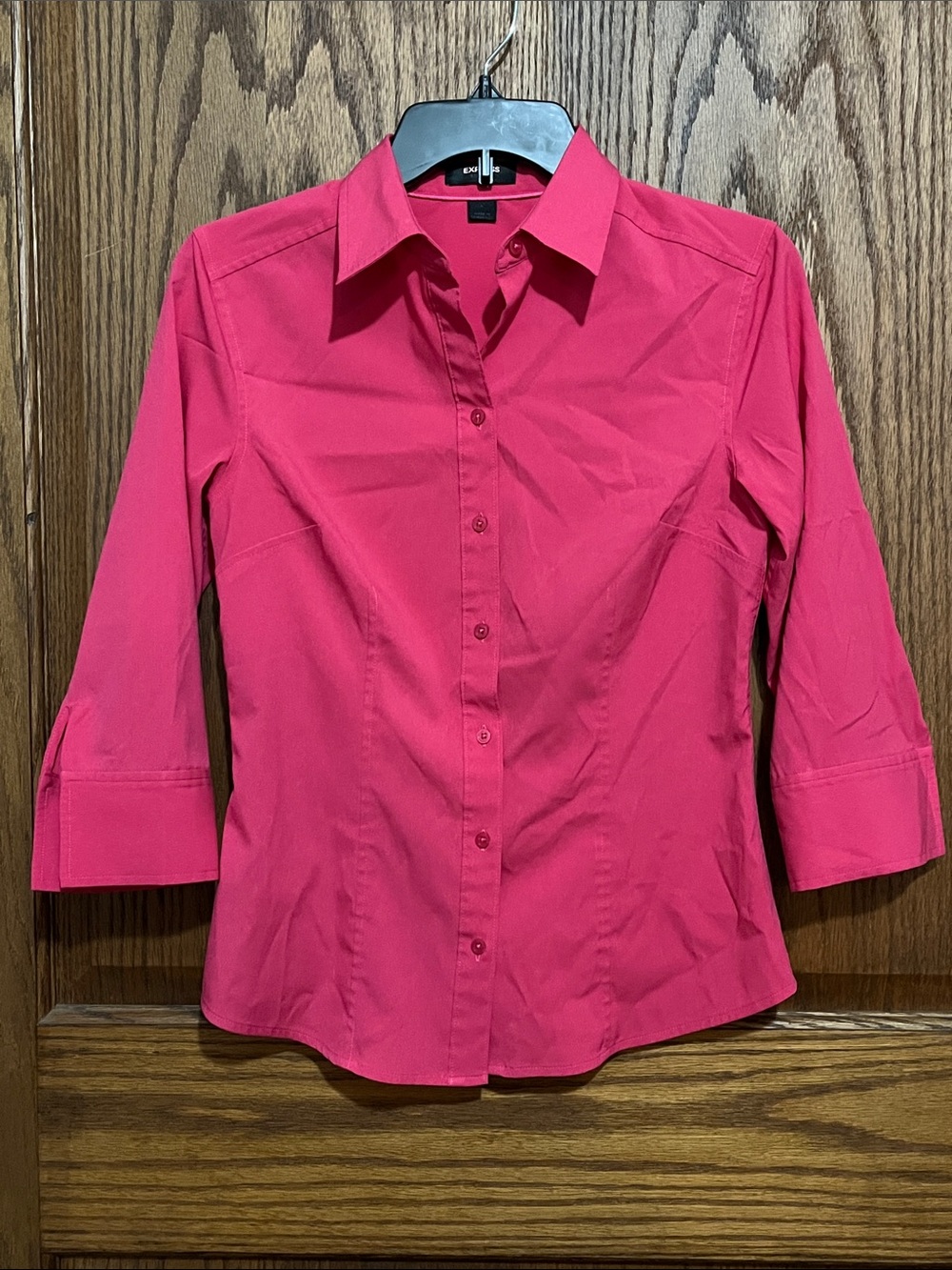 Express Fitted Button-Down Shirt in Bright Pink